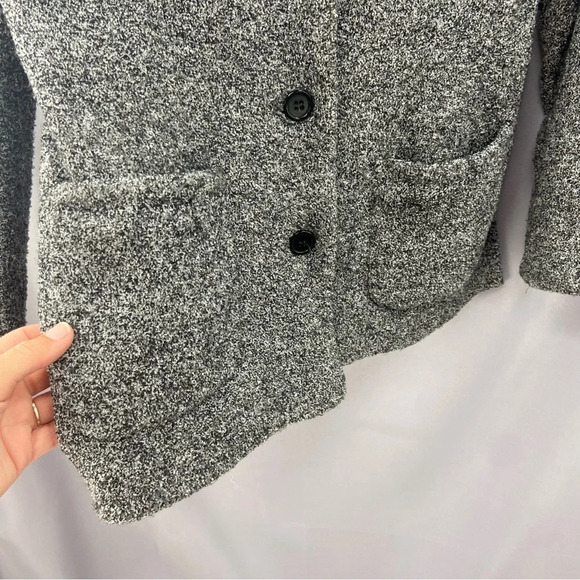 Sandro Women’s Black & White Button Down Blazer Style Coat Size Medium - Picture 4 of 9